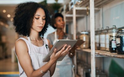 Du carnet papier au CRM : les étapes pour simplifier la gestion clients dans une petite entreprise